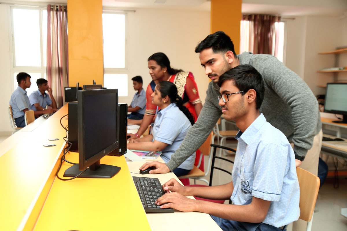 Why Teacher Training Program Is Essential for Schools in Electronic City Bangalore